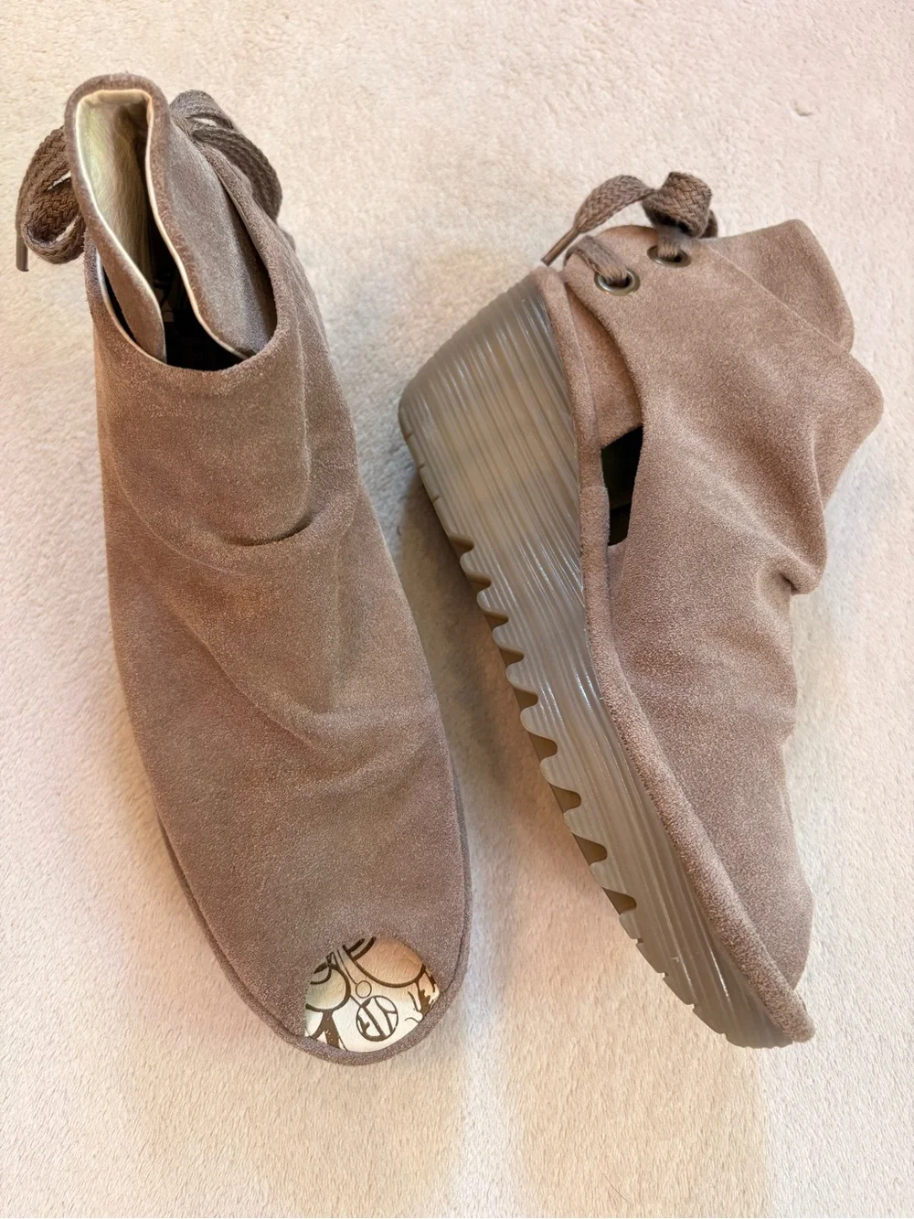 Fly London Yema Peep Toe Taupe Suede Open-Toe Wedge Booties Sz 39 — NWOT
